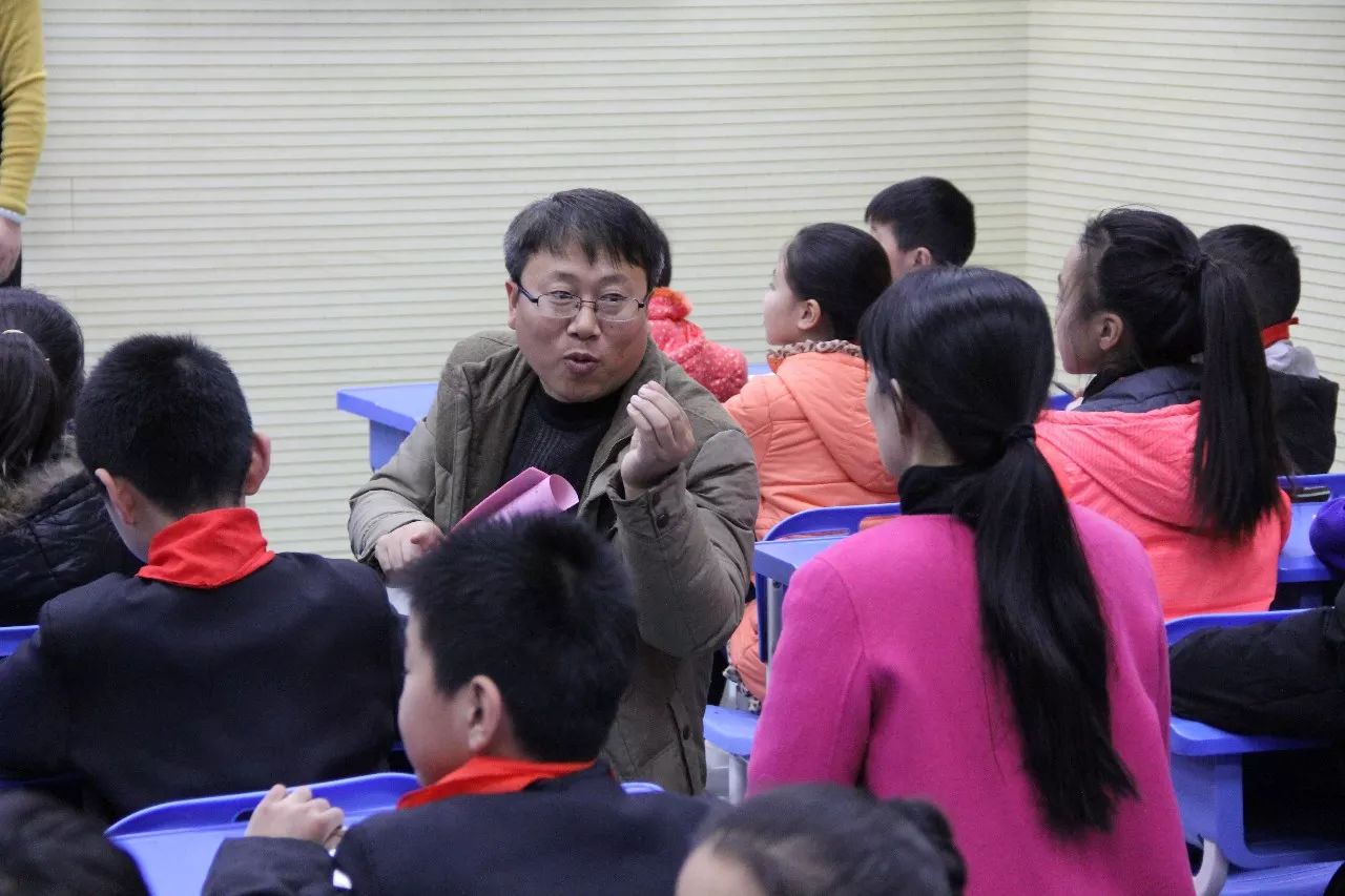 【校园广角】诗韵飘香 一路芬芳—焦东路小学四年级语文特色活动