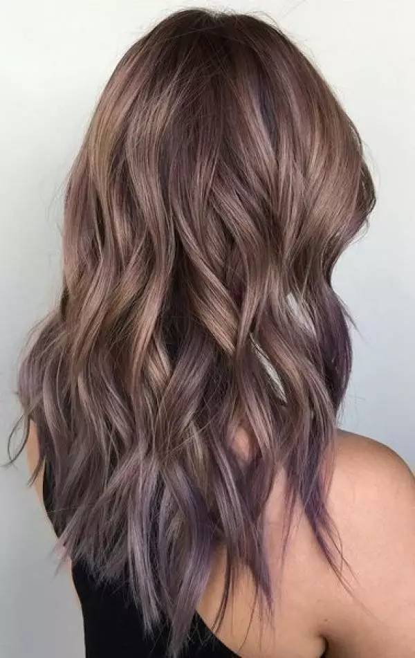 自带浪漫仙气的灰紫色发型,你要不要试试?