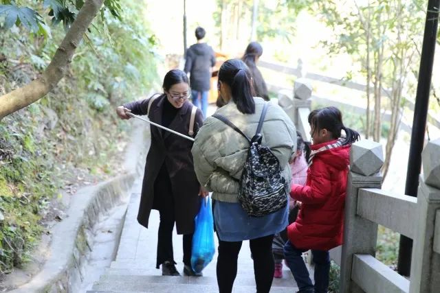 泰顺县风景旅游管理局开展冬季徒步和义务捡垃圾活动