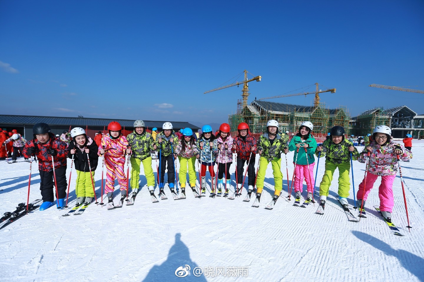 鳌山滑雪场客服图片