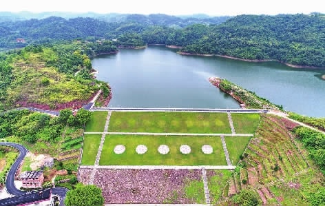 作为长沙市第二饮用水源,浏阳株树桥水库水质优良.