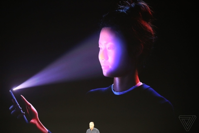 苹果谈iPhone X未来：人脸识别提升、全面屏更彻底