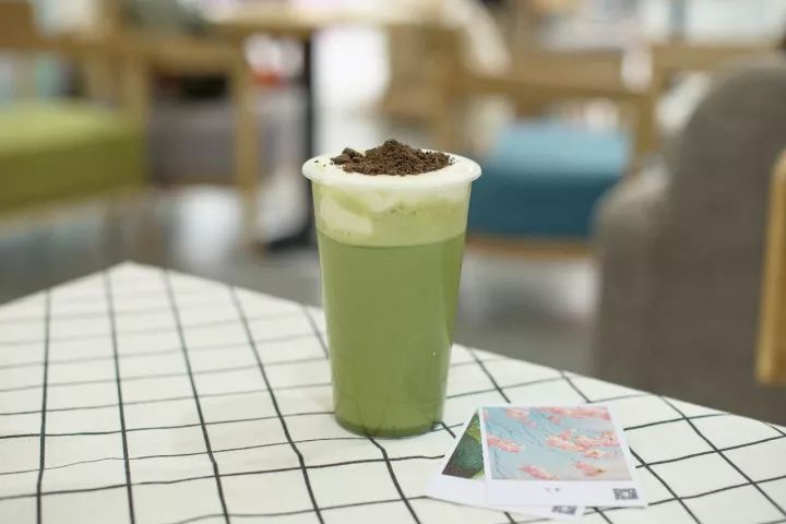 奶盖绿茶作品图片