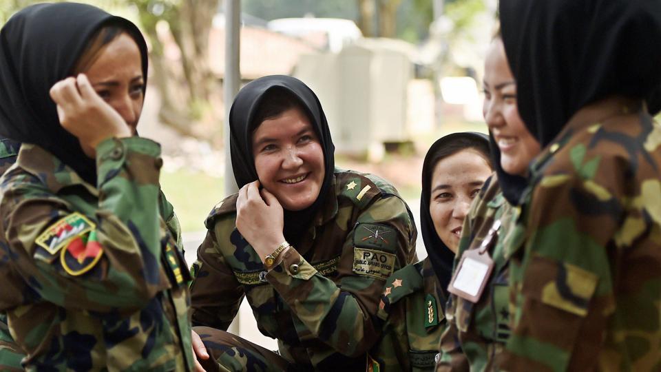 阿富汗女兵首次来印联合训练称印度女兵战斗力十足