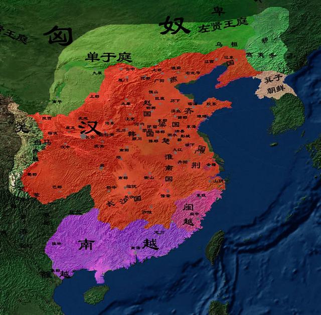 汉武帝继位之初,东南有闽越国,南方有南越国,东北部的卫氏朝鲜依旧