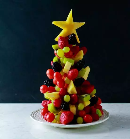 水果拼盘圣诞树立体图片