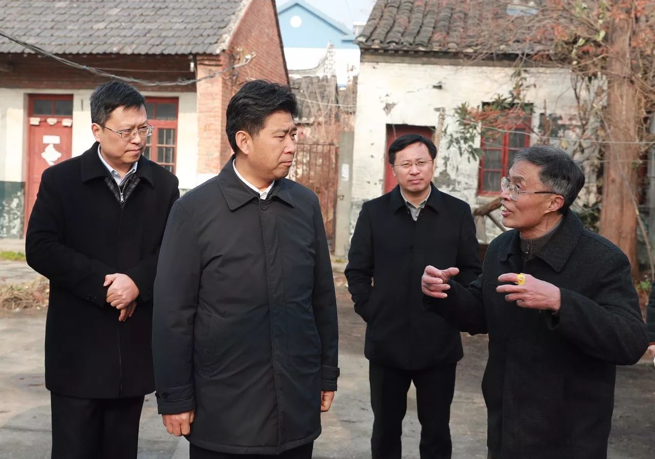 这个周末,曲福田赶赴海陵区苏陈镇和泰兴市根思乡,济川街道,姚王镇,河