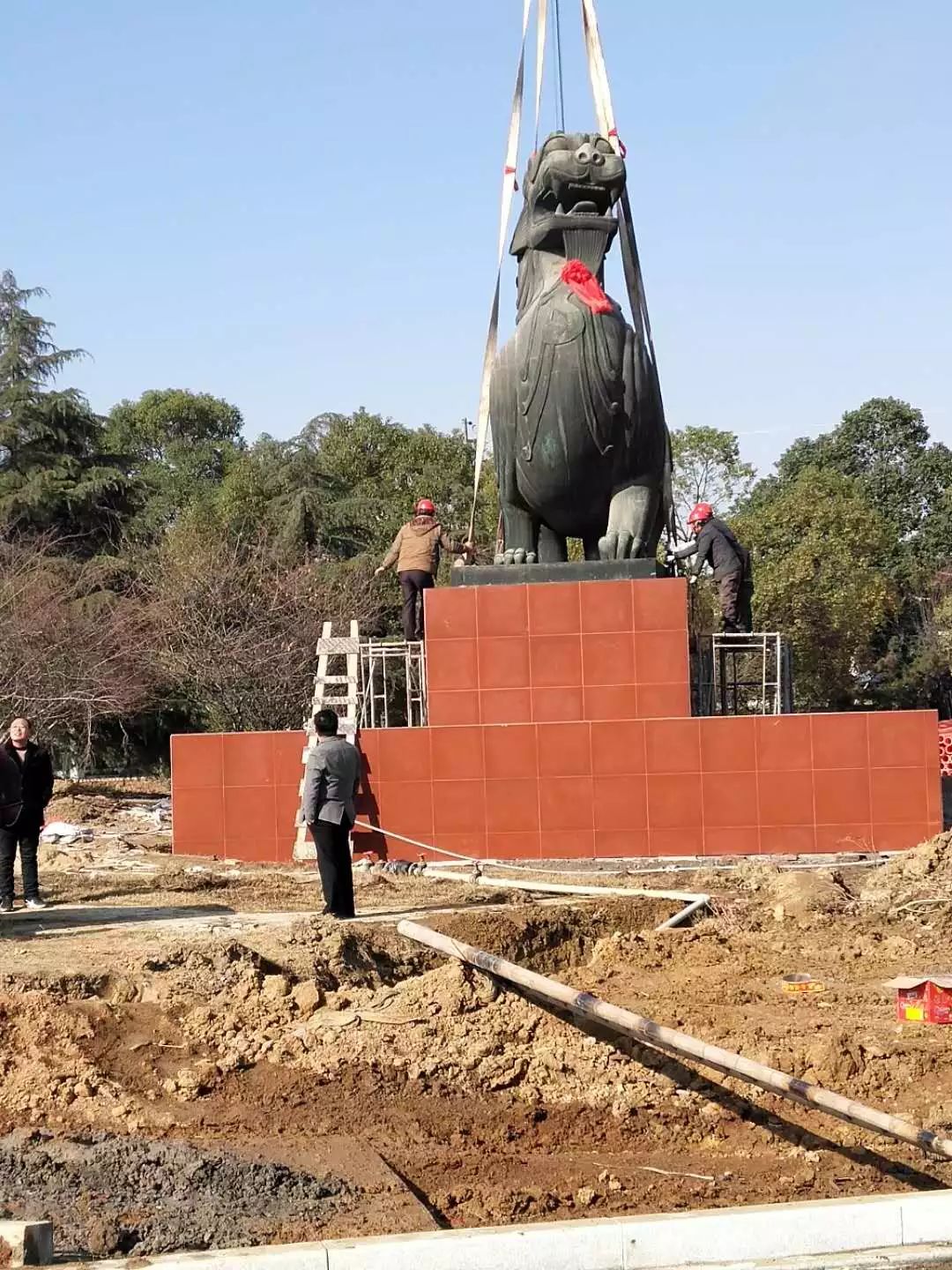 就在今天丹陽地標天祿再次搬移已移至迎賓路西側