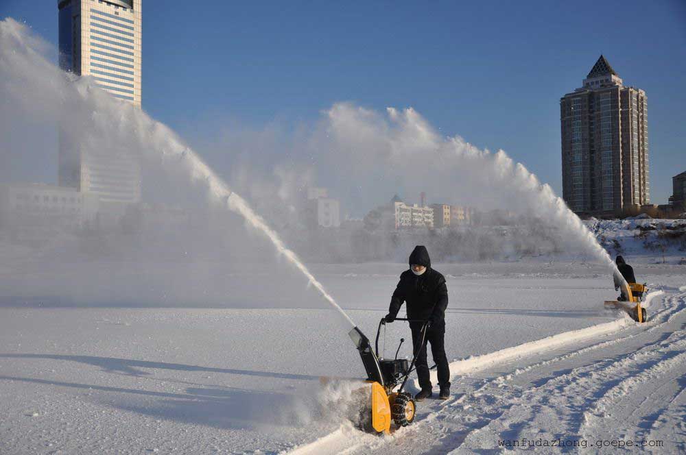 简易型全自动多功能扫雪机杨雪机