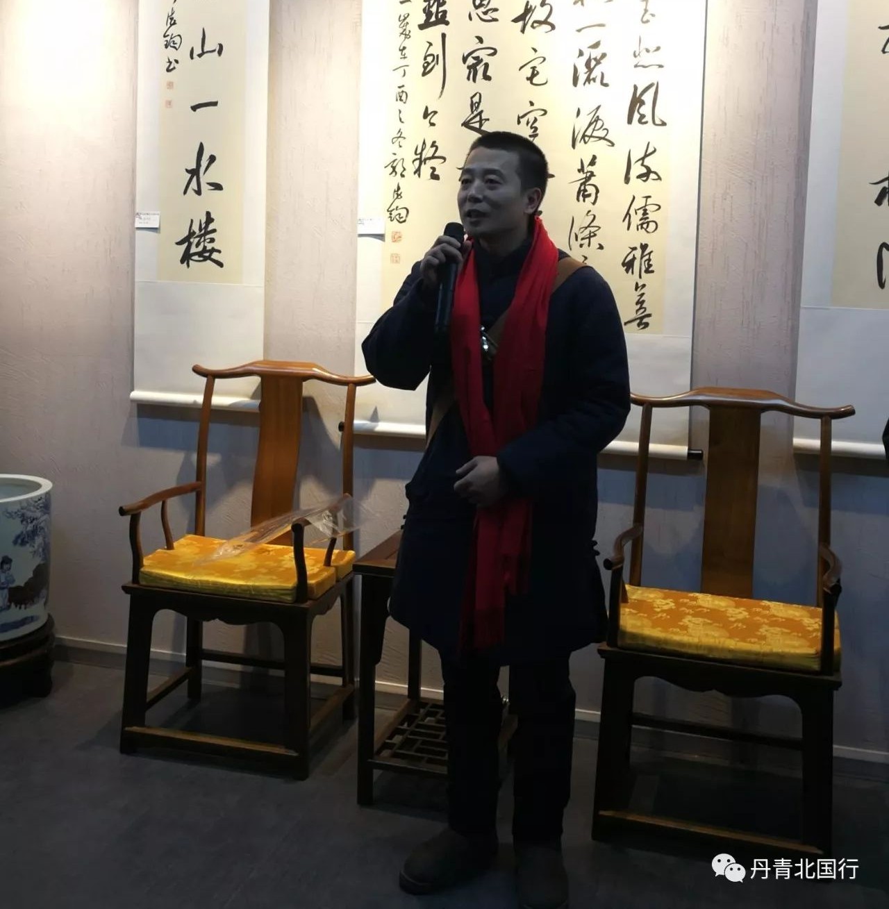 院长来观展聂成文先生题词"不忘初心 砥砺前行"祁毓麟先生题词