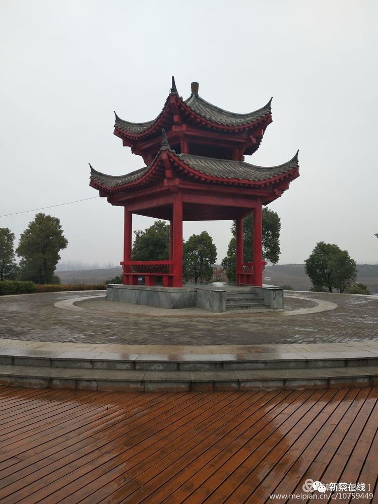 蔡州雨景别样美《东湖》