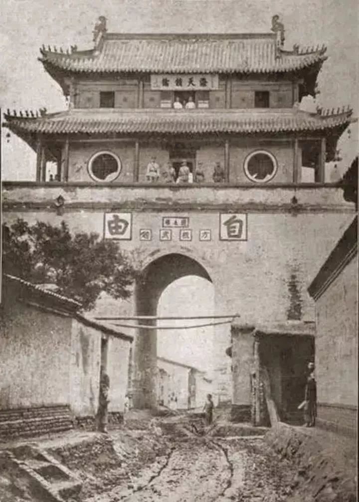 中国被拆著名建筑百年简史