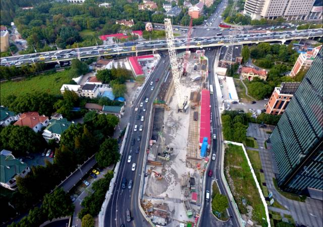 北横通道新建一期,武宁路快速化改造等一批市政公路项目