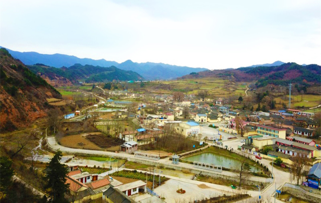 苦乐村官拍摄地红崖村图片