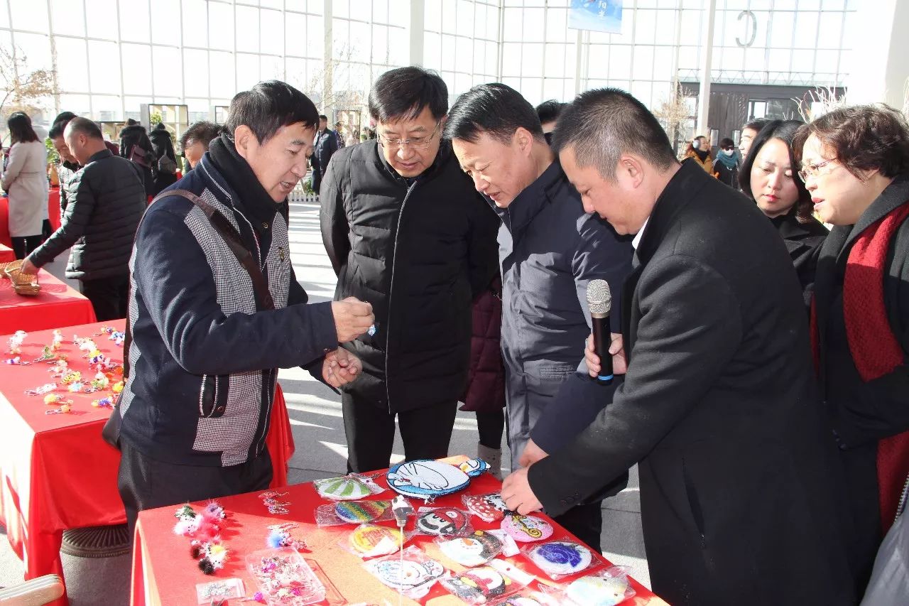 同時以鳴翠湖滑雪場,檀溪谷歡樂水世界溫泉養生會館和沙溫泉度假村為