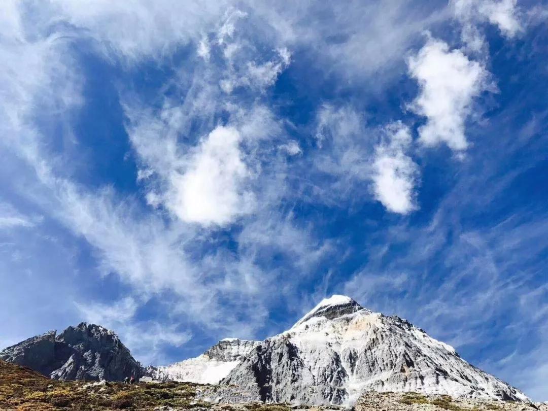 比稻城还浪漫的爱情净土,高山雪域惊现三亚级黄金沙滩