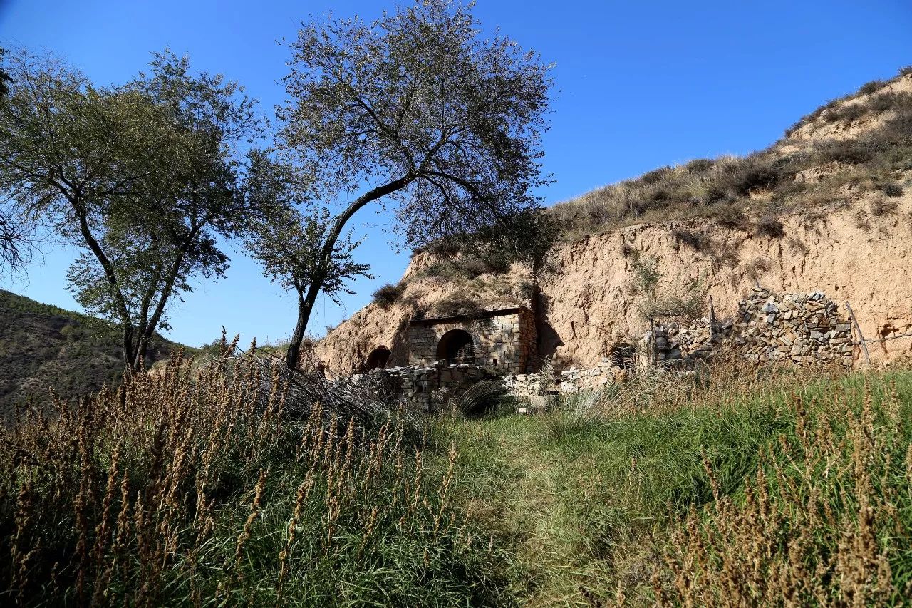 保德易地搬迁记录整村搬迁村窑洼乡贾家庄村