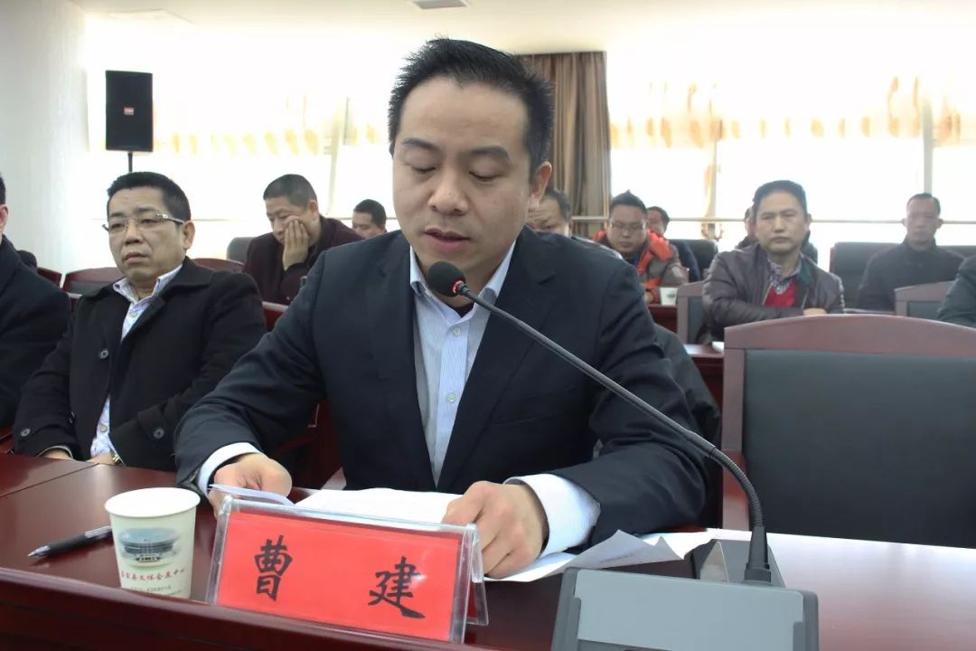 嘉鱼县政府与湖北丰太集团签约,投资20亿开发三湖连江