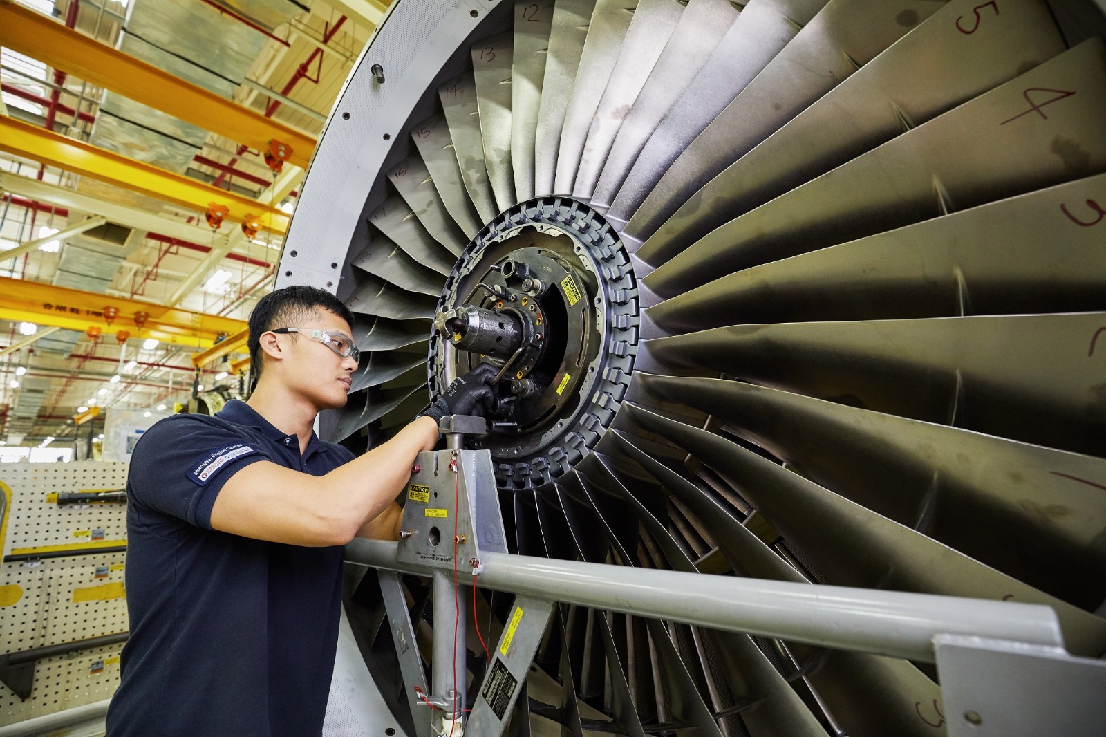 2007年11月6日,上海普惠飞机发动机维修有限公司由中国东方航空公司与