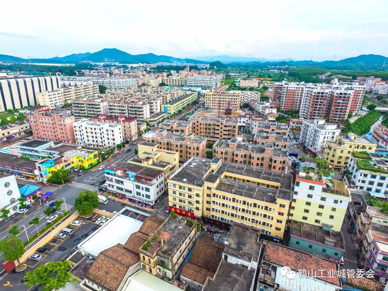 开工时代地产走进鹤山工业城共和镇时代春树里正式开工