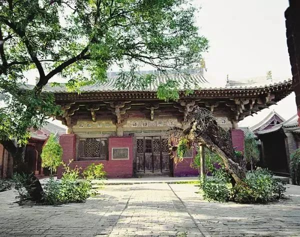 平遙鎮國寺萬佛殿