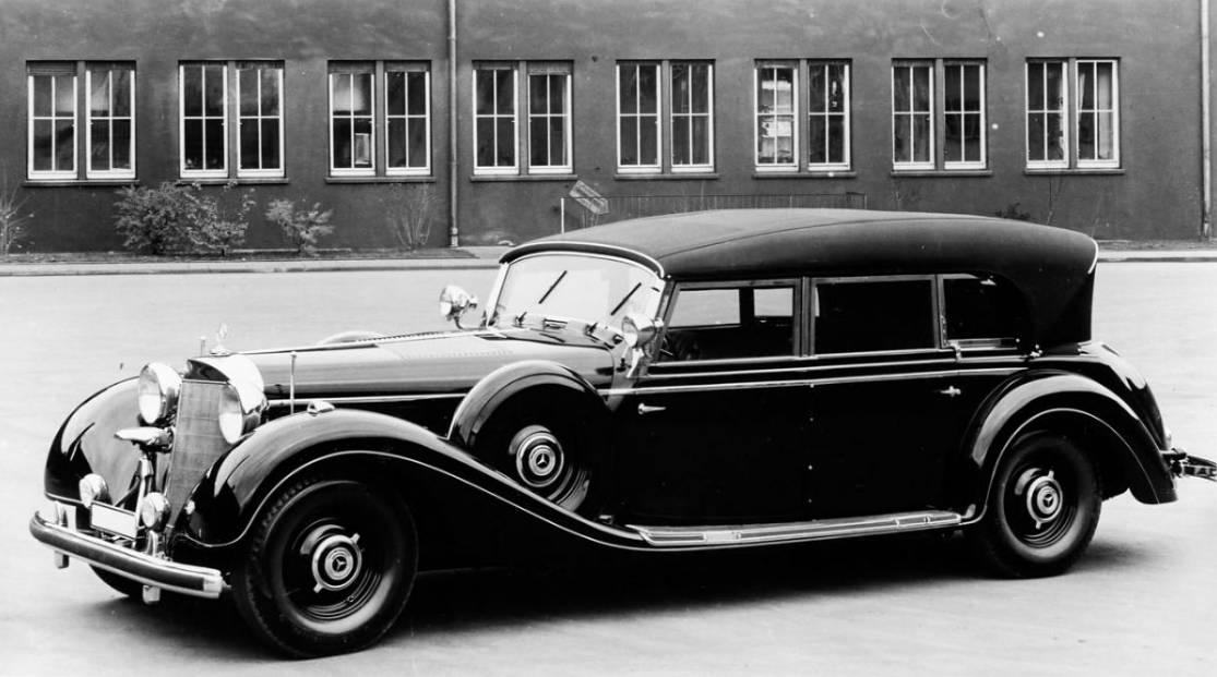 到了1938年,w07 770系列已经不能满足希特勒的胃口了,而奔驰则在其