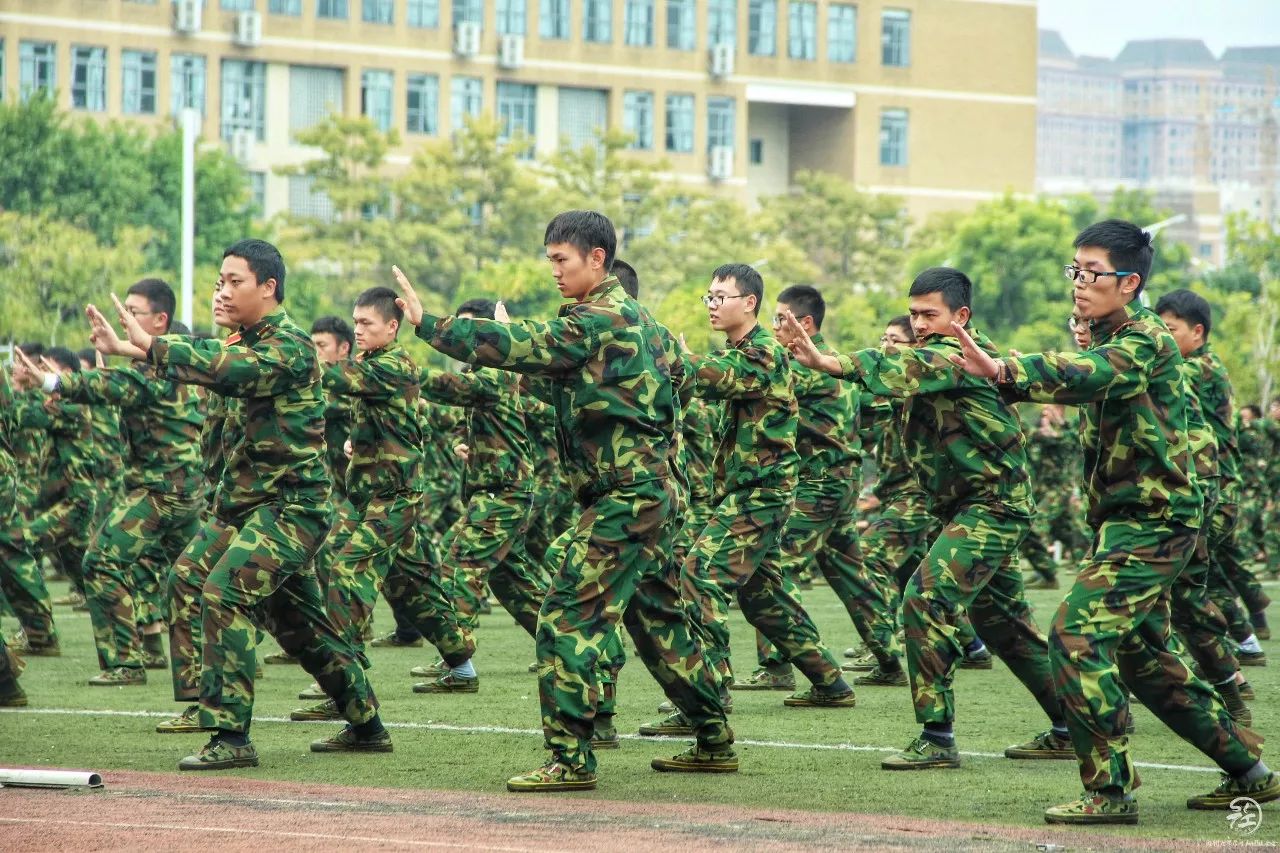 福州大学军训图片