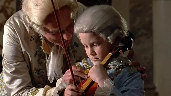 电影《红色小提琴》片段——琴魔波普,他从小就是琴痴