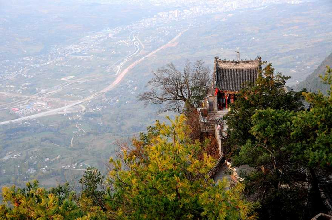 成縣的旅遊景點及旅遊住宿