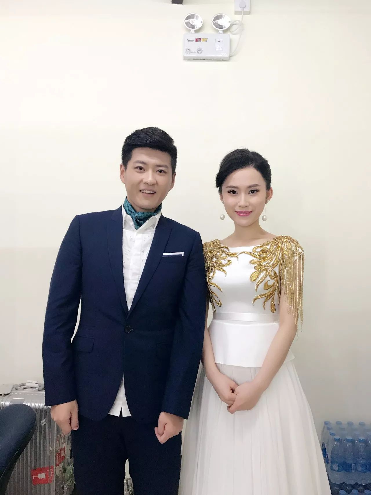 杨西音子结婚图片