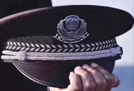 交警警帽警徽图片