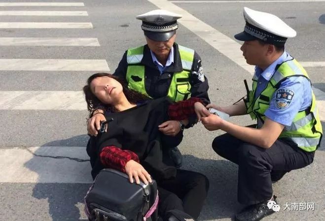 南部县一起轿车撞上流浪女交通事故,牵出流浪女身世,没想到竟是