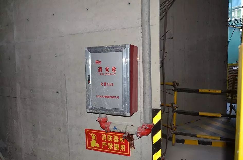 工地楼层消防箱图片