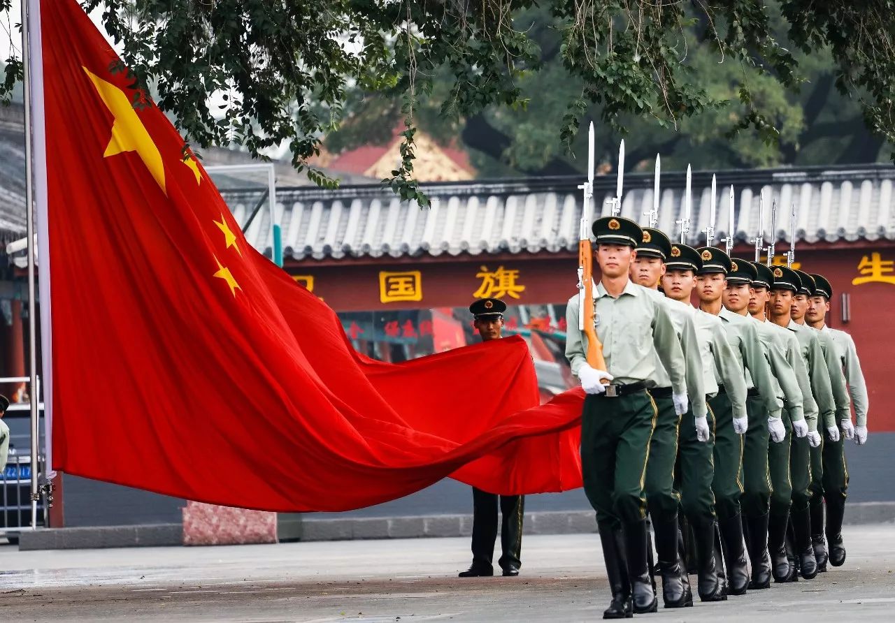 正在训练中的天安门国旗护卫队资料图/视觉中国