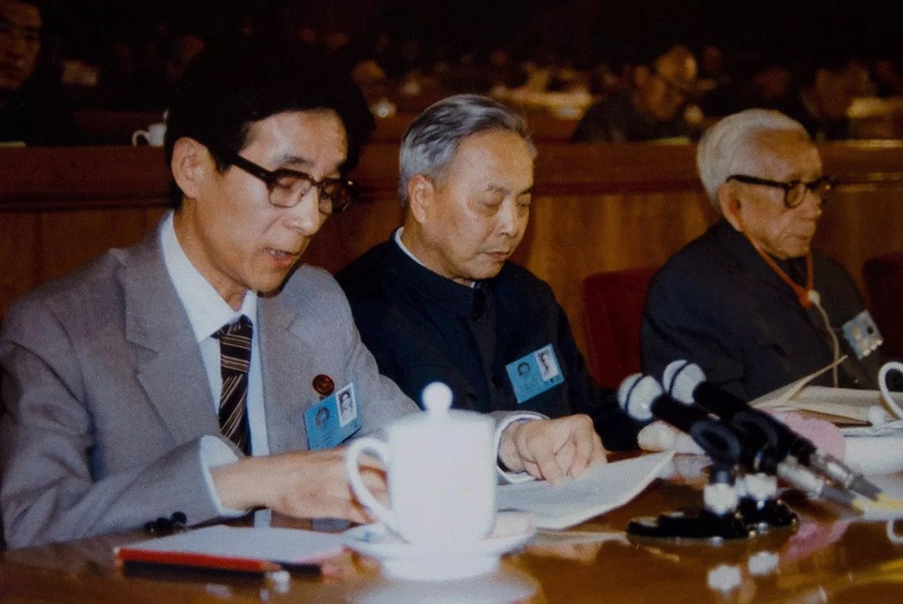 1984年,步鑫生在全国政协六届二次会议上发言