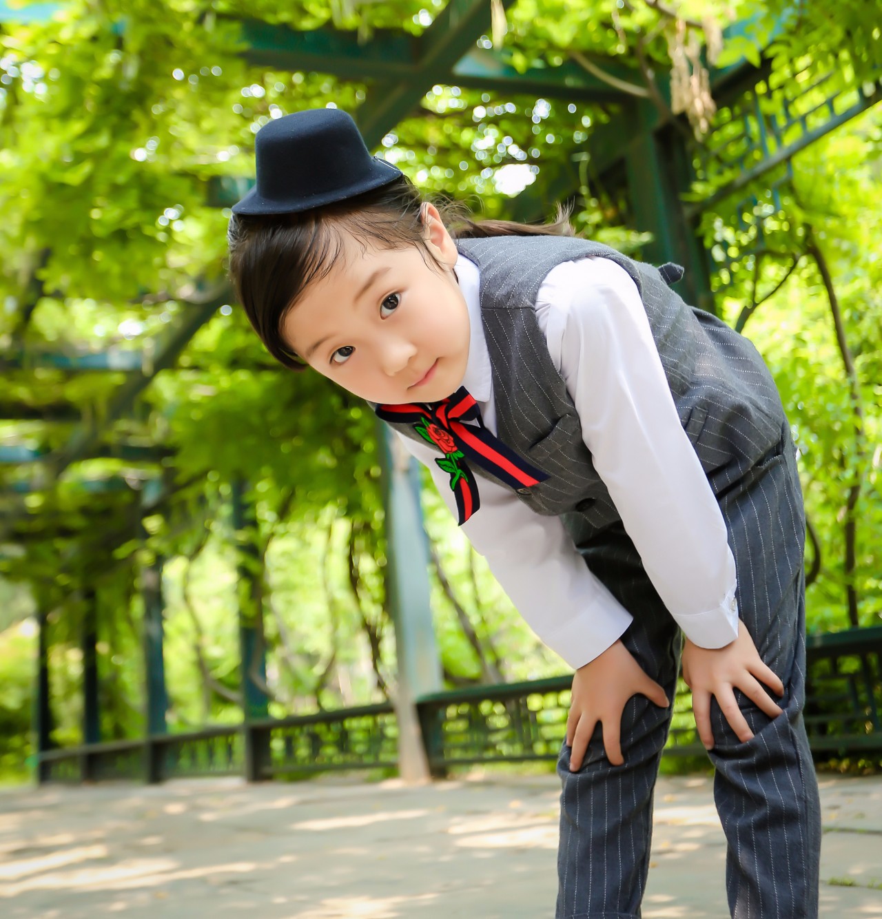 我是h174号来自北京市西城区三教寺幼儿园的 宝宝 张子熙,今年5岁