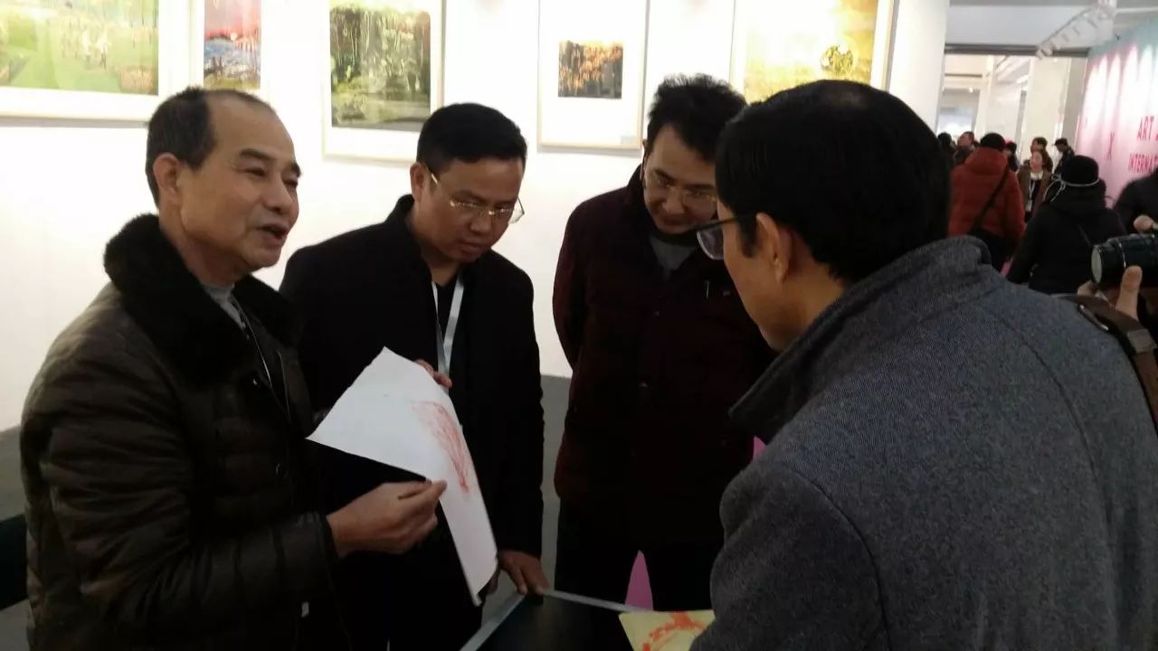 4,袁州区版画作品亮相省艺博会宫蒲光在袁州区调研福利机构设施建设