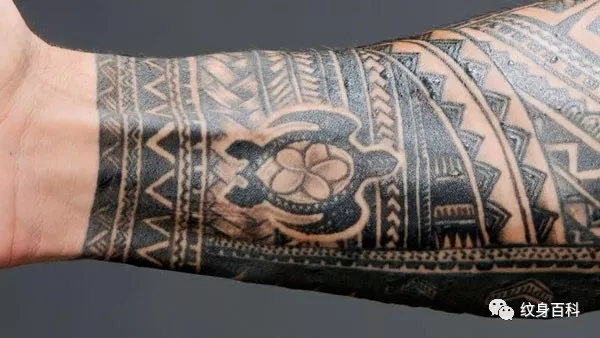世界纹身文化解读:神秘的波利尼西亚萨摩亚传统纹身