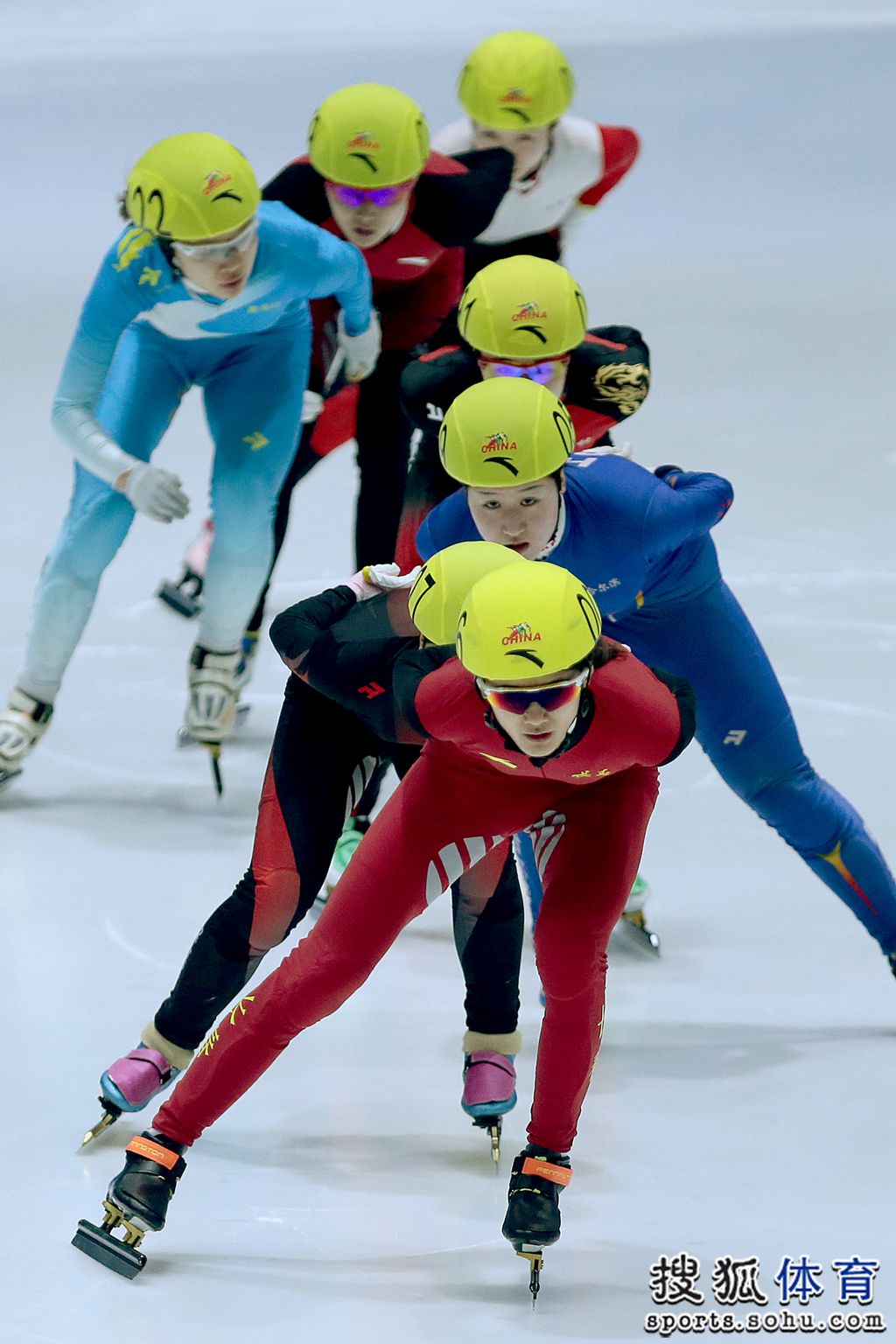 組圖全國短道速滑錦標賽女子1500米預賽現場