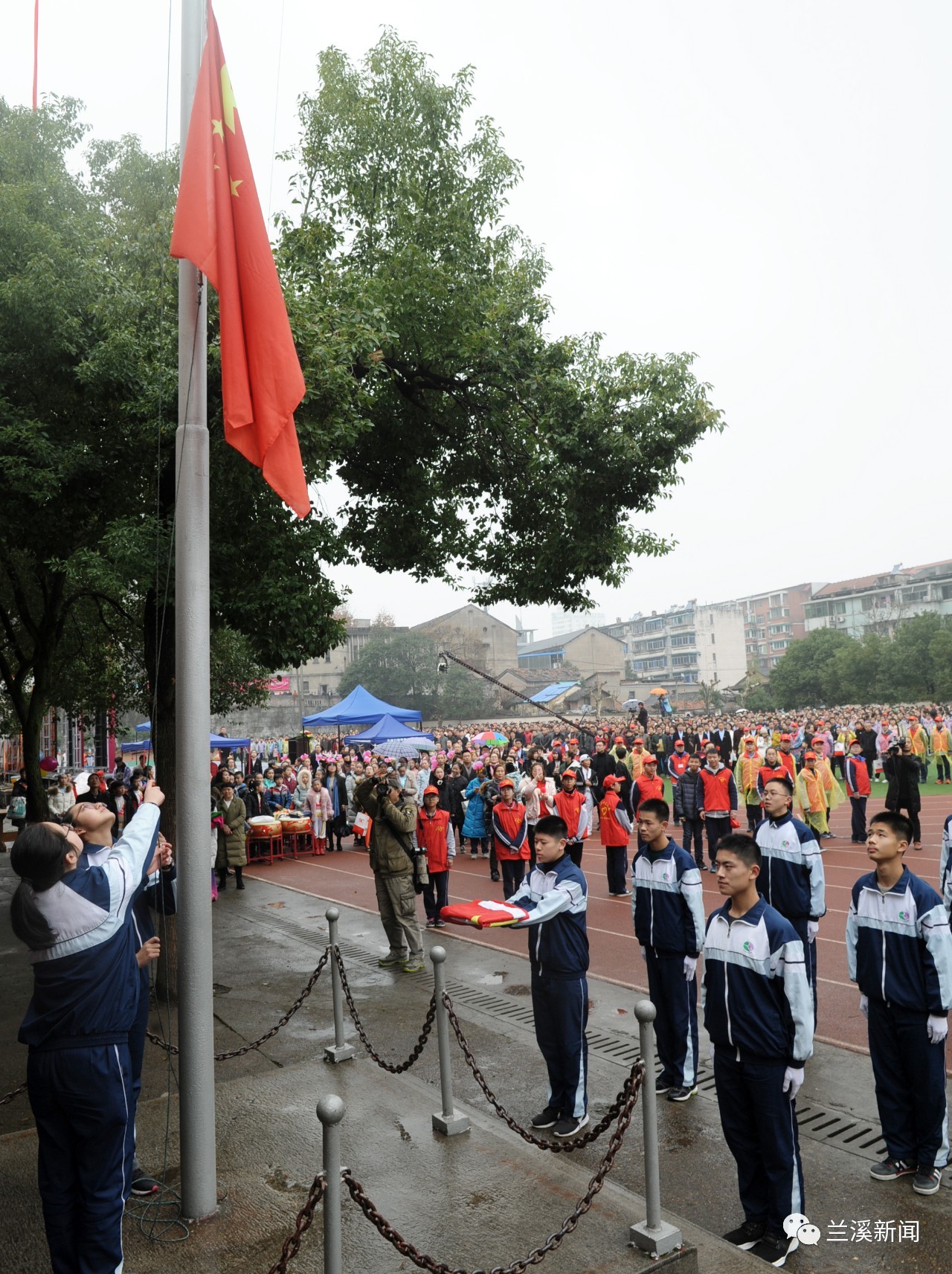 今天,兰溪二中迎来六十华诞