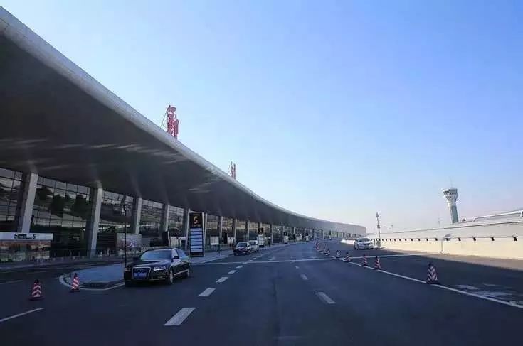 直通航空港 