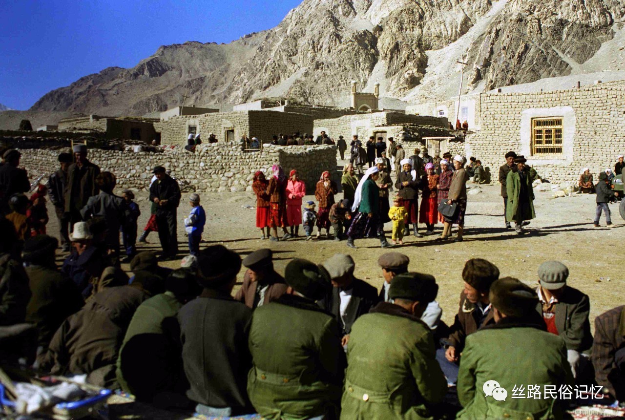 图说节庆风俗(19):柯尔克孜族的古尔邦节