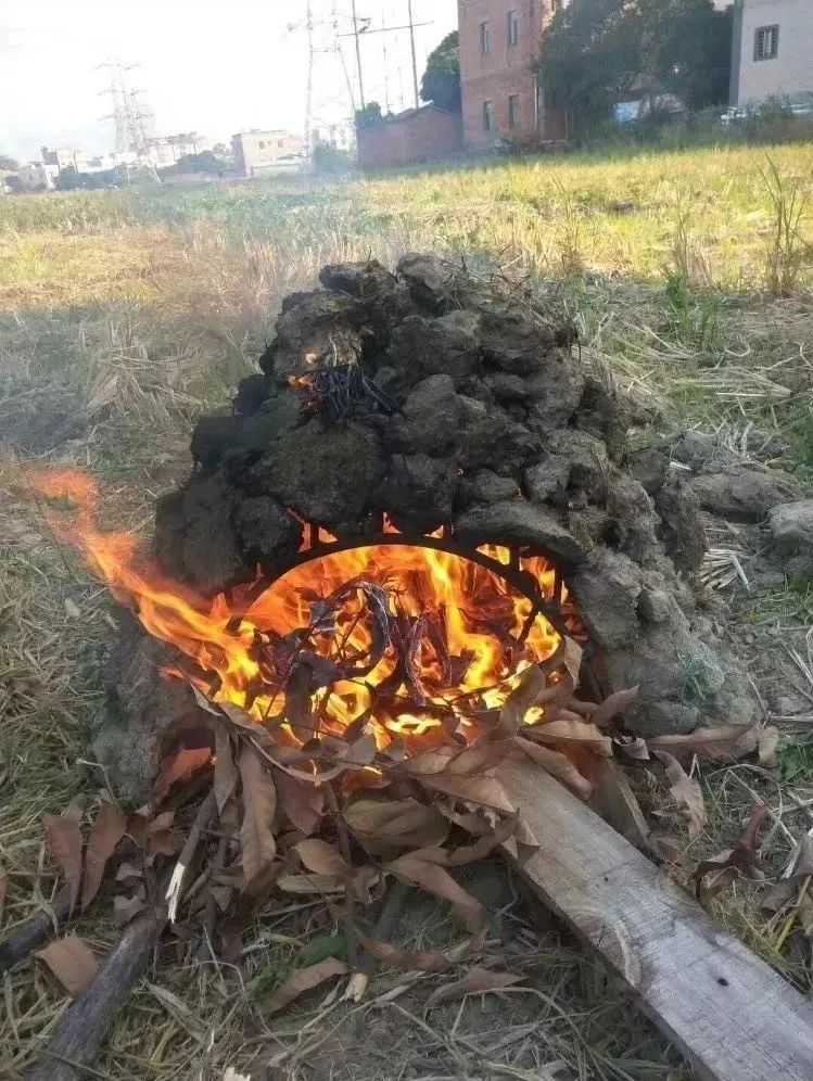 吃断!农村仔发明"砌窑"神器,煨番薯煨鸡必备!