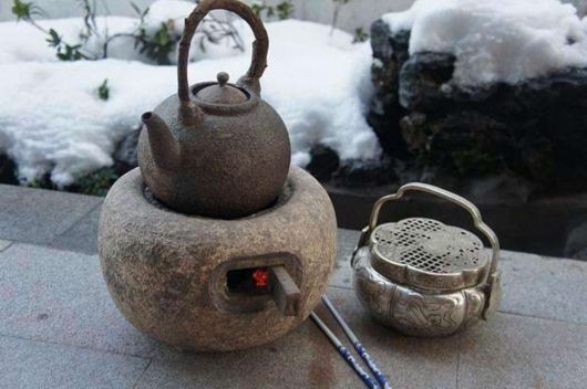 雪水煮茶 图片来源于网络