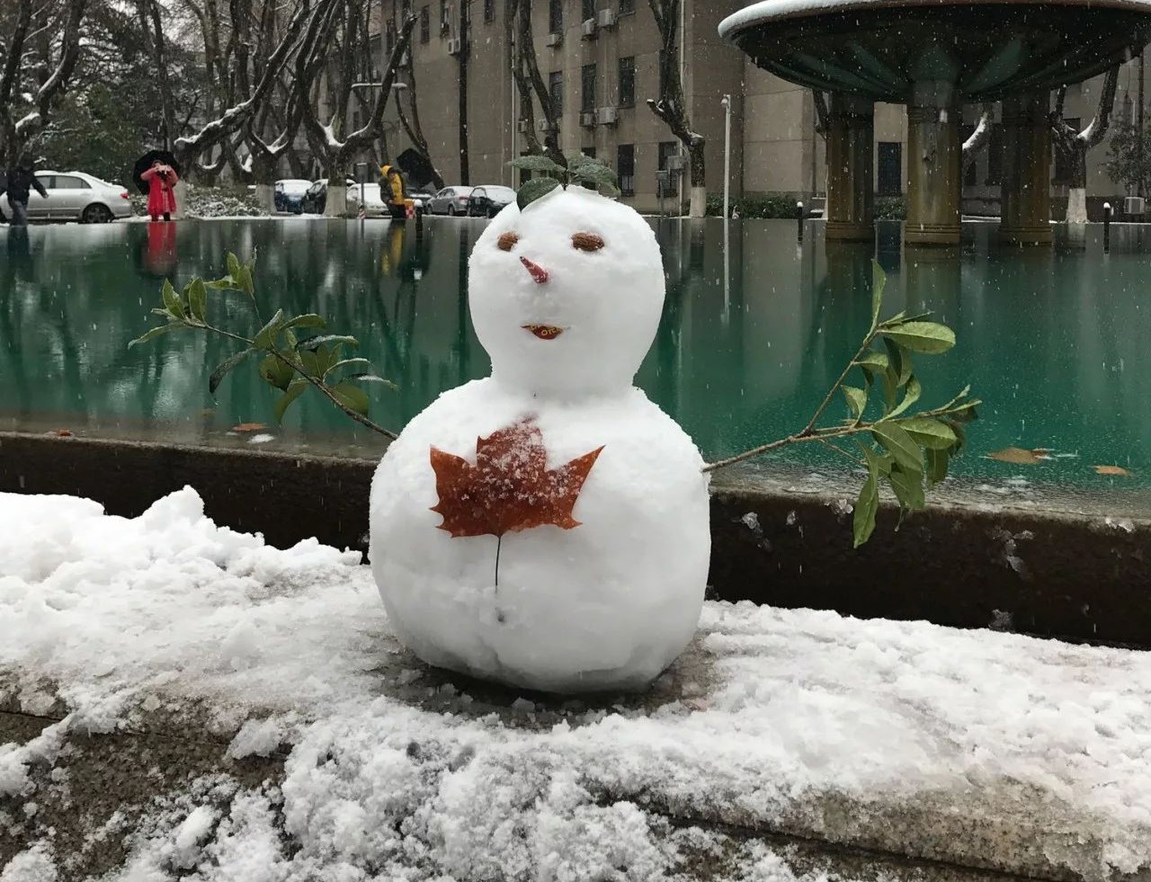 南京2018年第一届堆雪人大赛正式开始