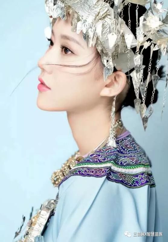 女歌手杨西音子简历图片
