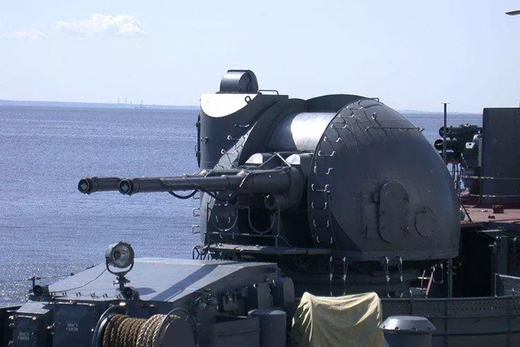 30mm舰炮图片