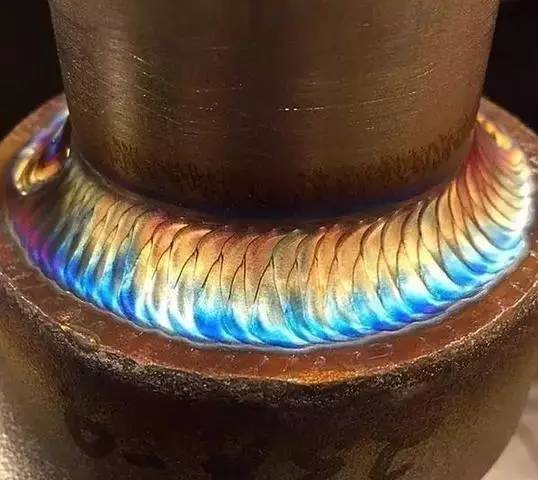 tig welding 为焊接的一种工法,管材对管材直接焊接,其焊接成鱼鳞状