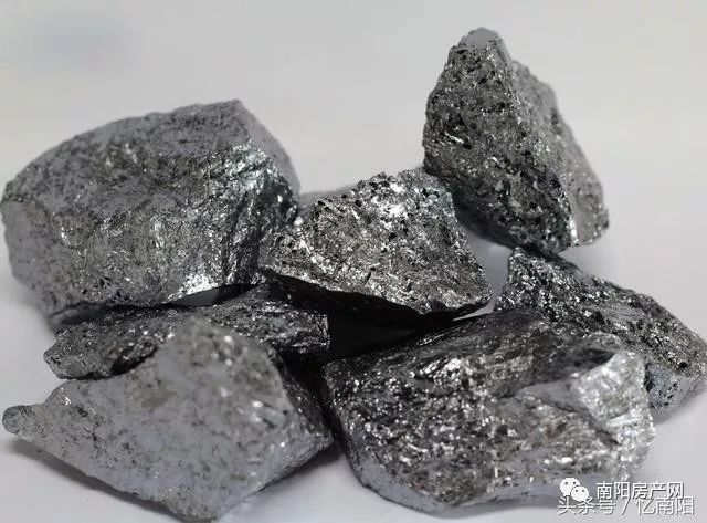 石墨矿◇中国镁橄榄石储量最大的矿床 —— 西峡县镁橄榄石矿 ◇中国