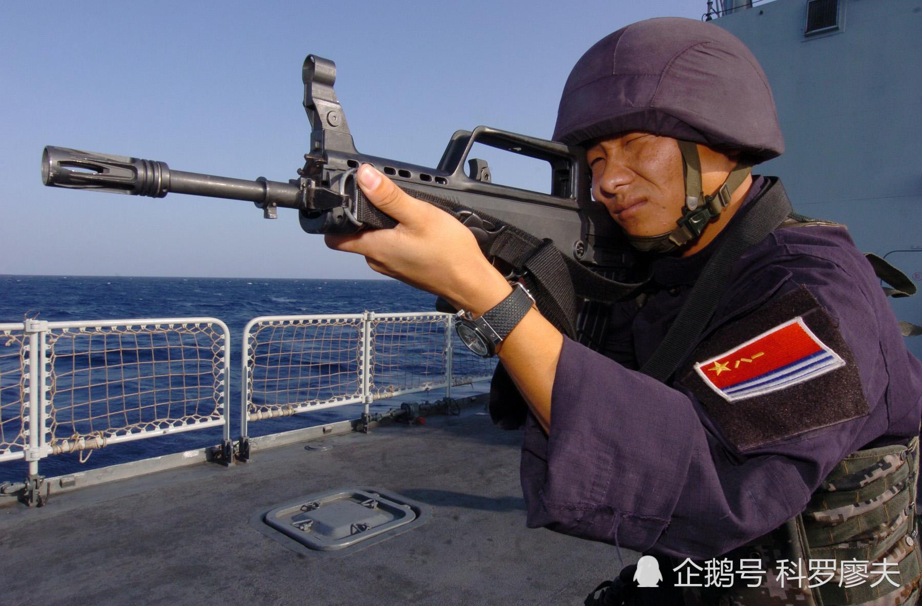 中国最新19式步枪95式图片